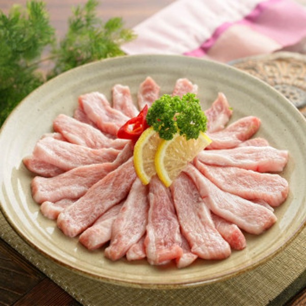 지방 손질이 잘된 항정살 2kg 뒷고기, 특수부위